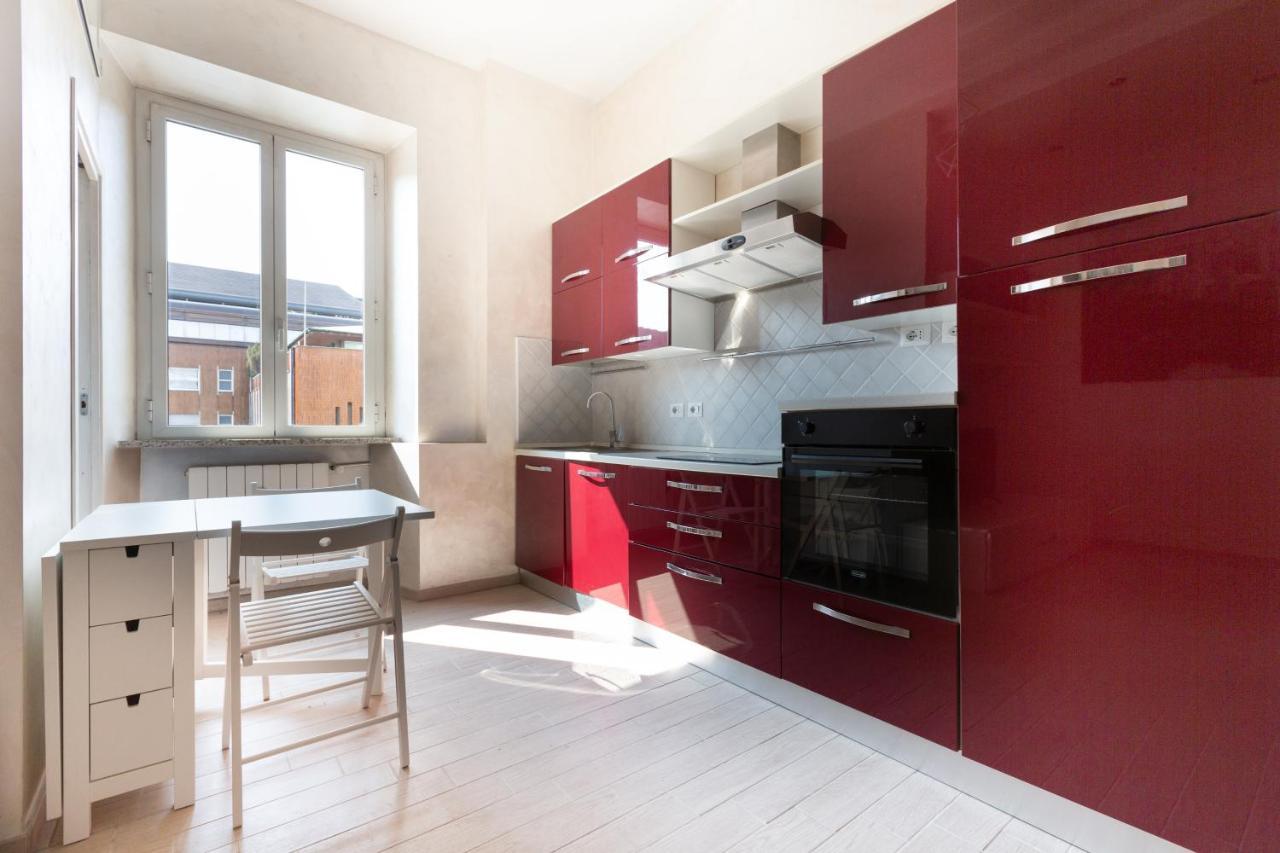 Zara Bright Flat Apartment Milan Luaran gambar