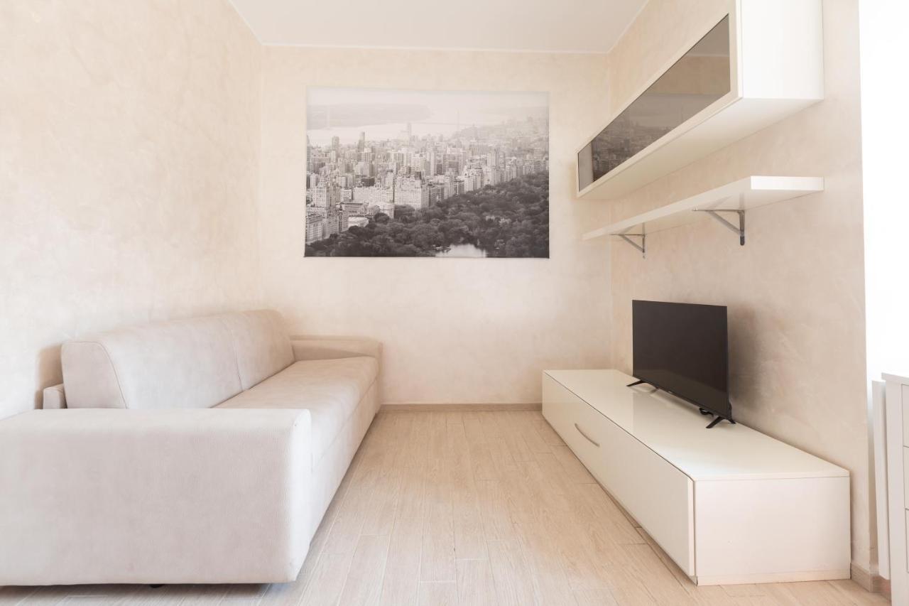Zara Bright Flat Apartment Milan Luaran gambar